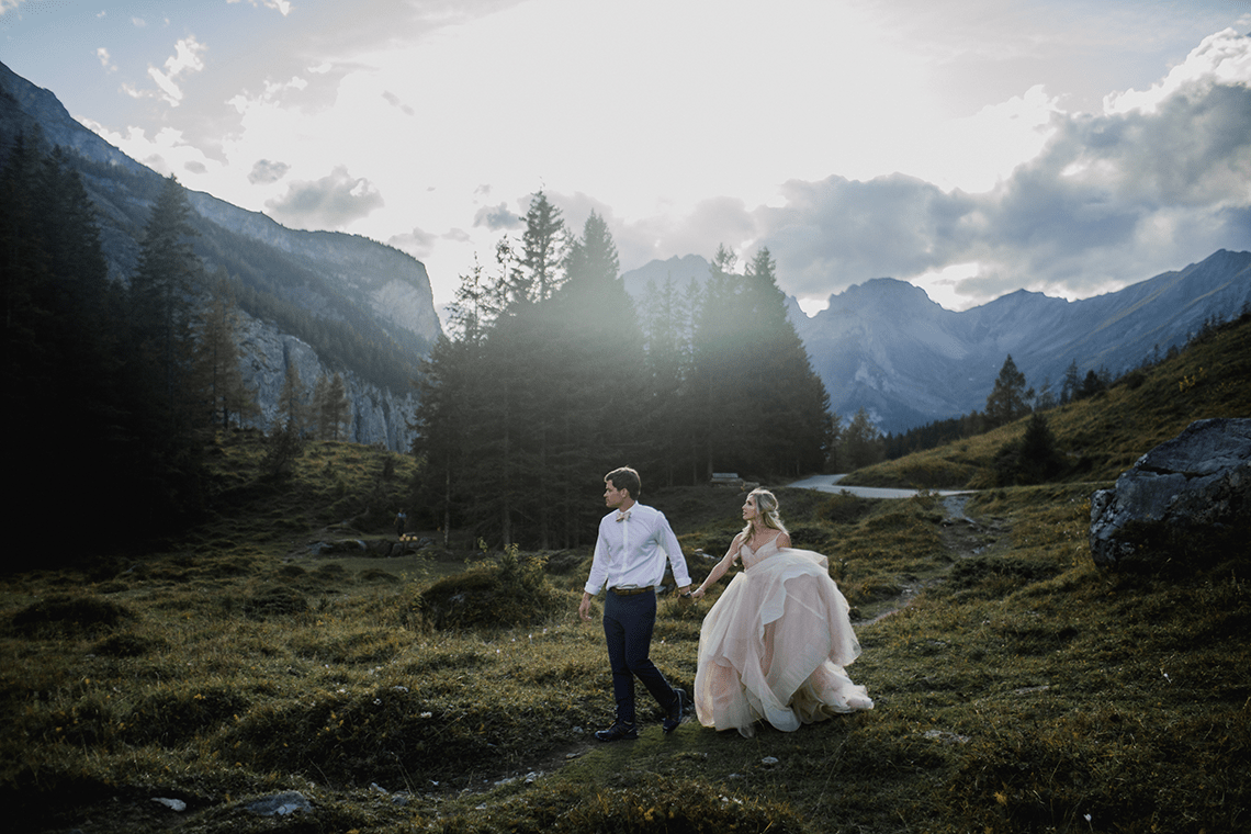 20 Creative Wedding Transport Ideas for You and Your Guests